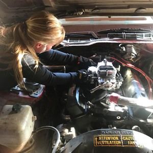 Meet your Posher, Candace